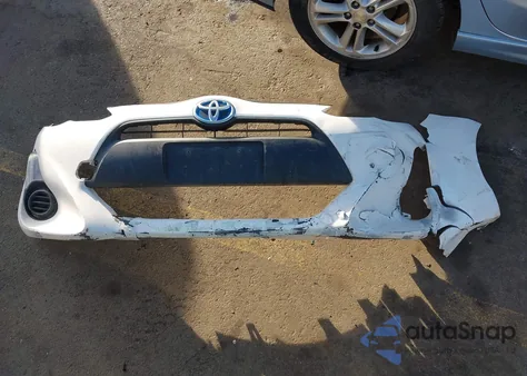 2015 Toyota Prius C One from USA, damaged, VIN JTDKDTB36F1584137